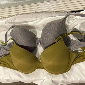 Victoria Secret Bra bundle2 Bras34D 34DD